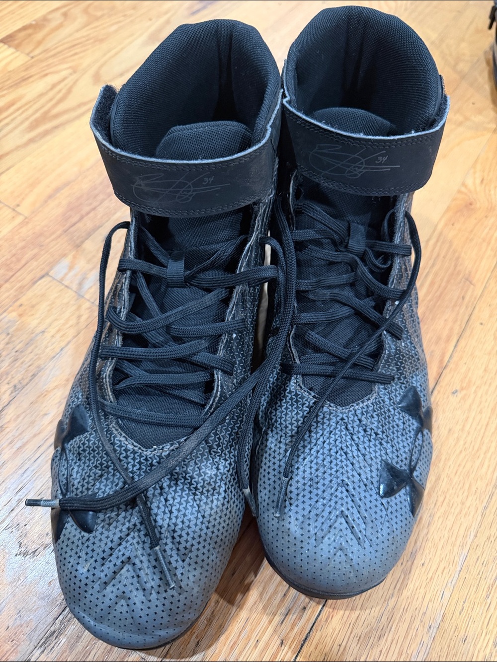 Under Armour Men's Black Gray High-Top Training Sneakers
